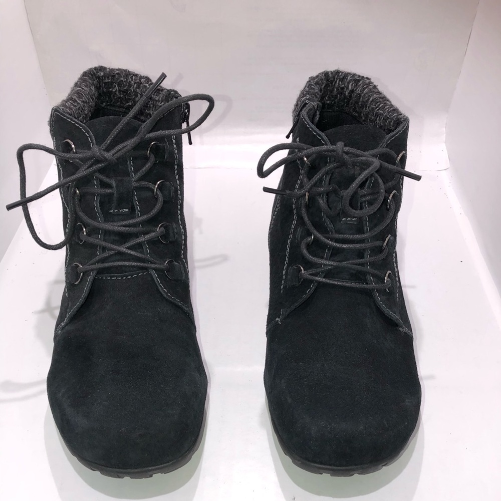 Warm boots